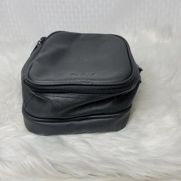 Bose QC 1 carrying case Excellent condition - Picture 4 of 6